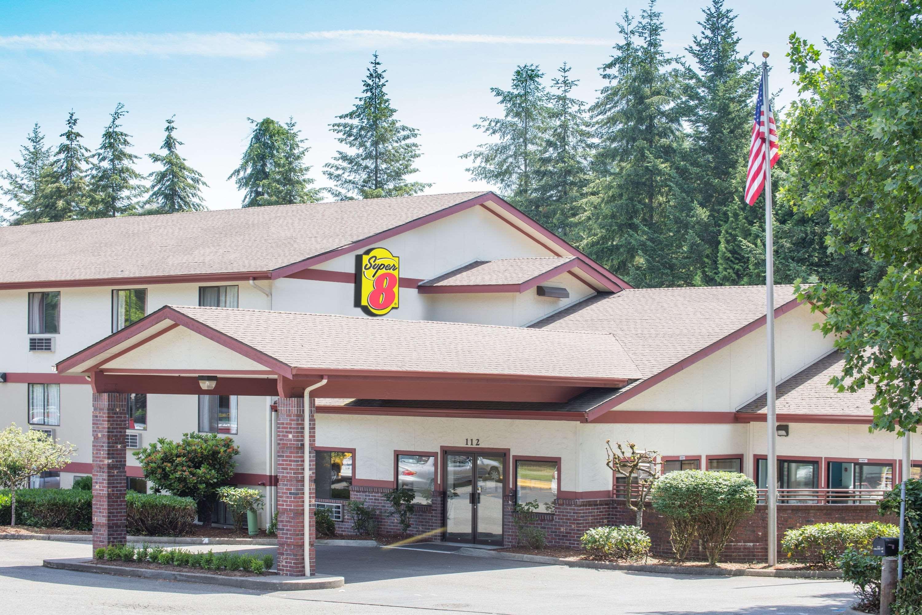 Super 8 By Wyndham Lacey Olympia Area Exterior photo
